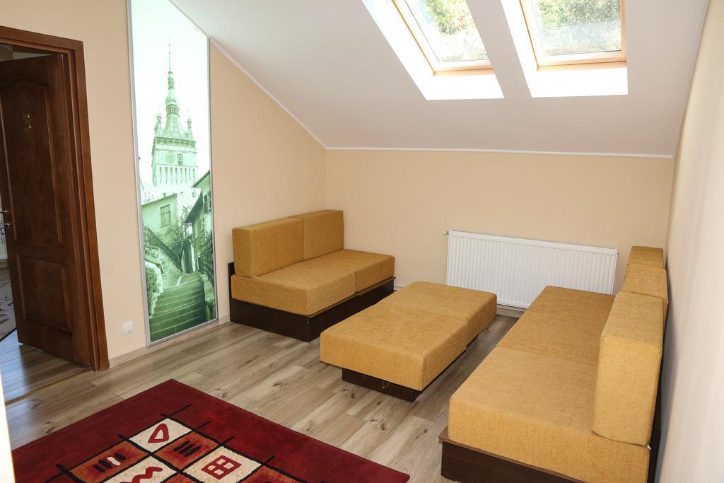 Cosbuc Residence & Villa Sighisoara Ruang foto